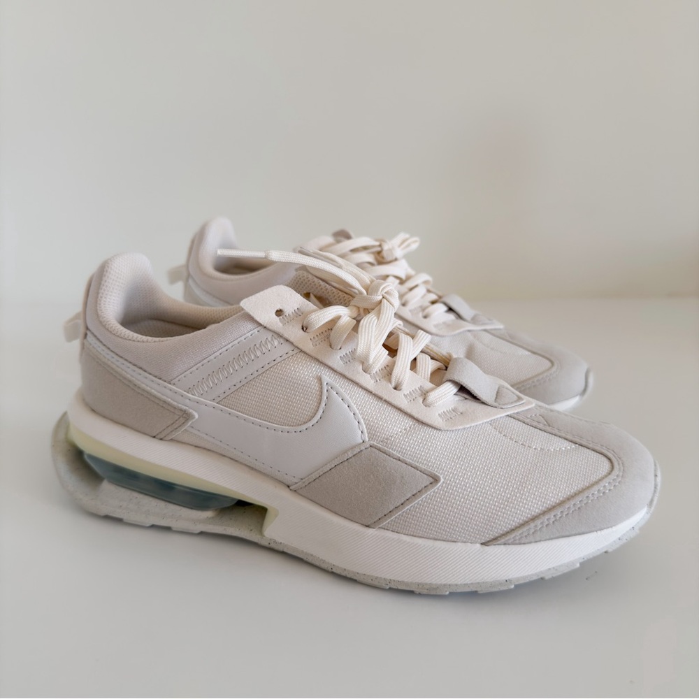 Women’s Nike Sneakers